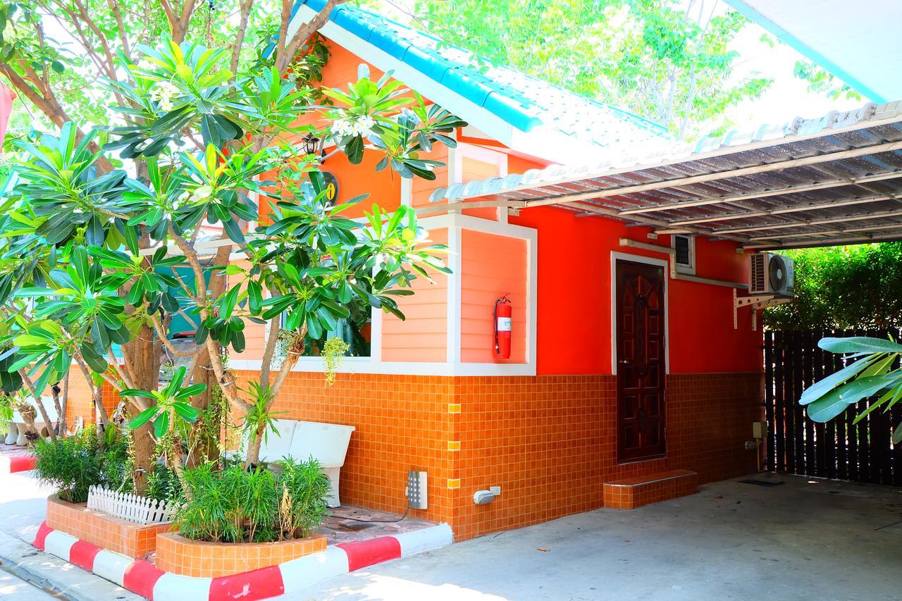 Rak Kun Resort 2 Nakhon Sawan Exterior foto